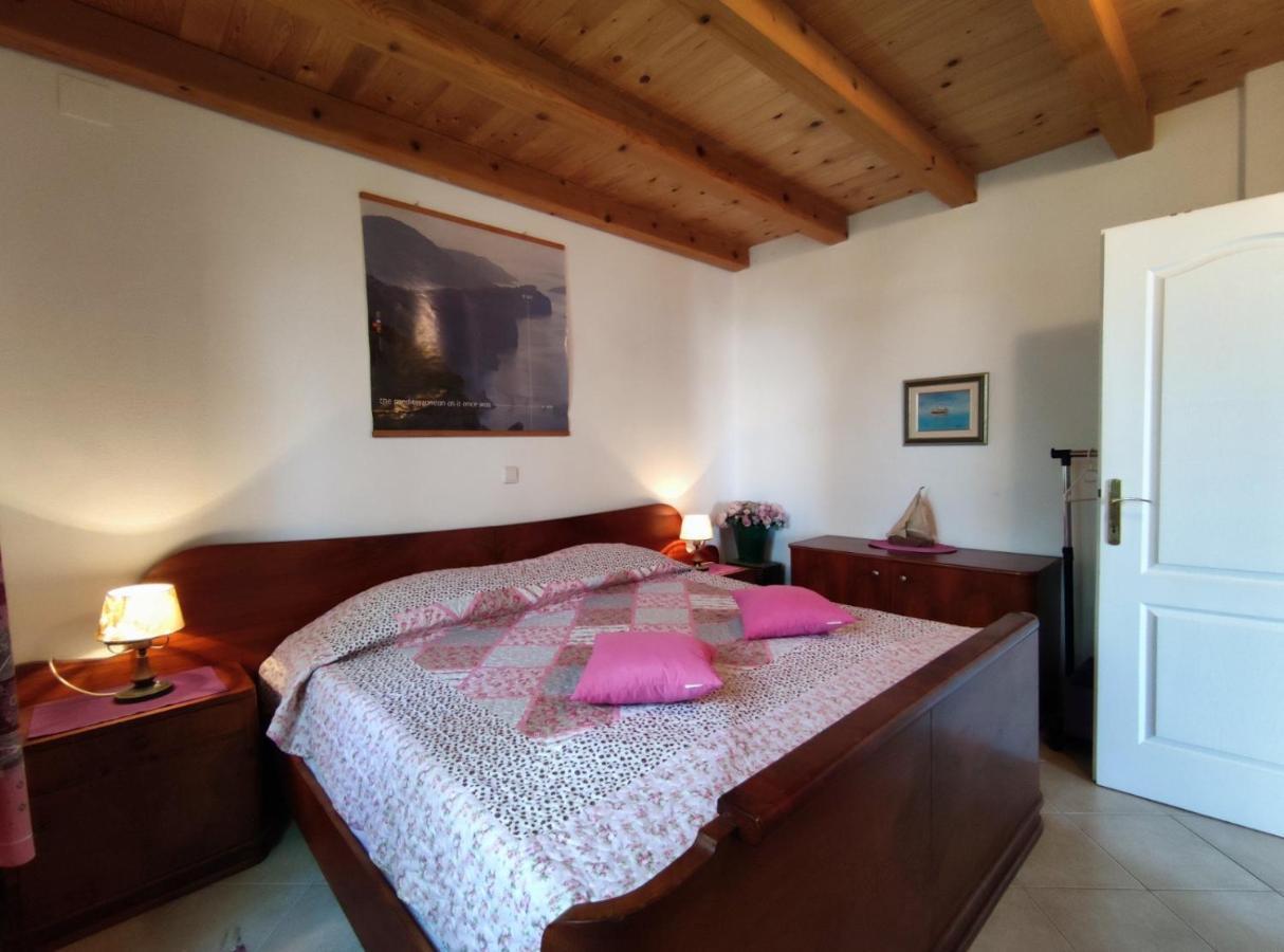 Villa Carmen Сали Екстериор снимка