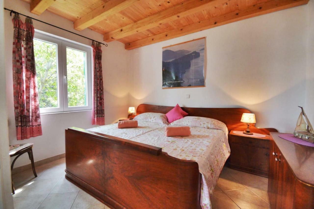 Villa Carmen Сали Екстериор снимка