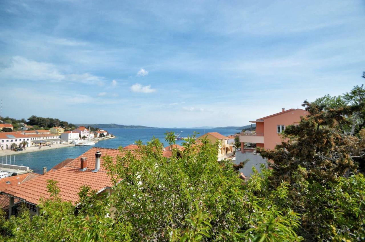 Villa Carmen Сали Екстериор снимка